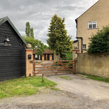 Upper Wood End Farm Holiday Cottages Marston Moreteyne Exteriör bild